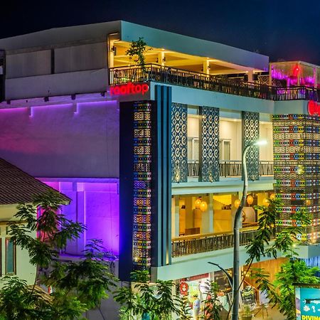 Dejavu 2.0 Hotel Bajo Komodo Лабуан-Бахо Экстерьер фото