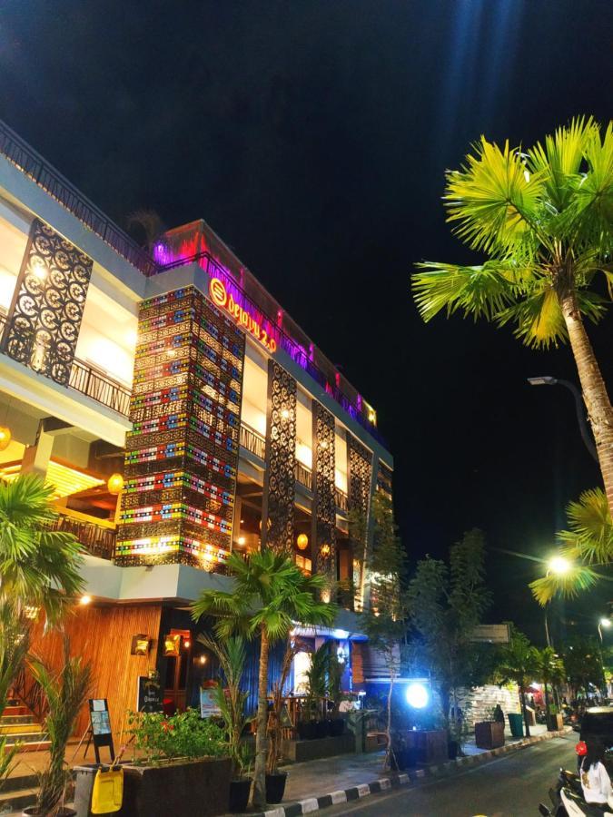 Dejavu 2.0 Hotel Bajo Komodo Лабуан-Бахо Экстерьер фото