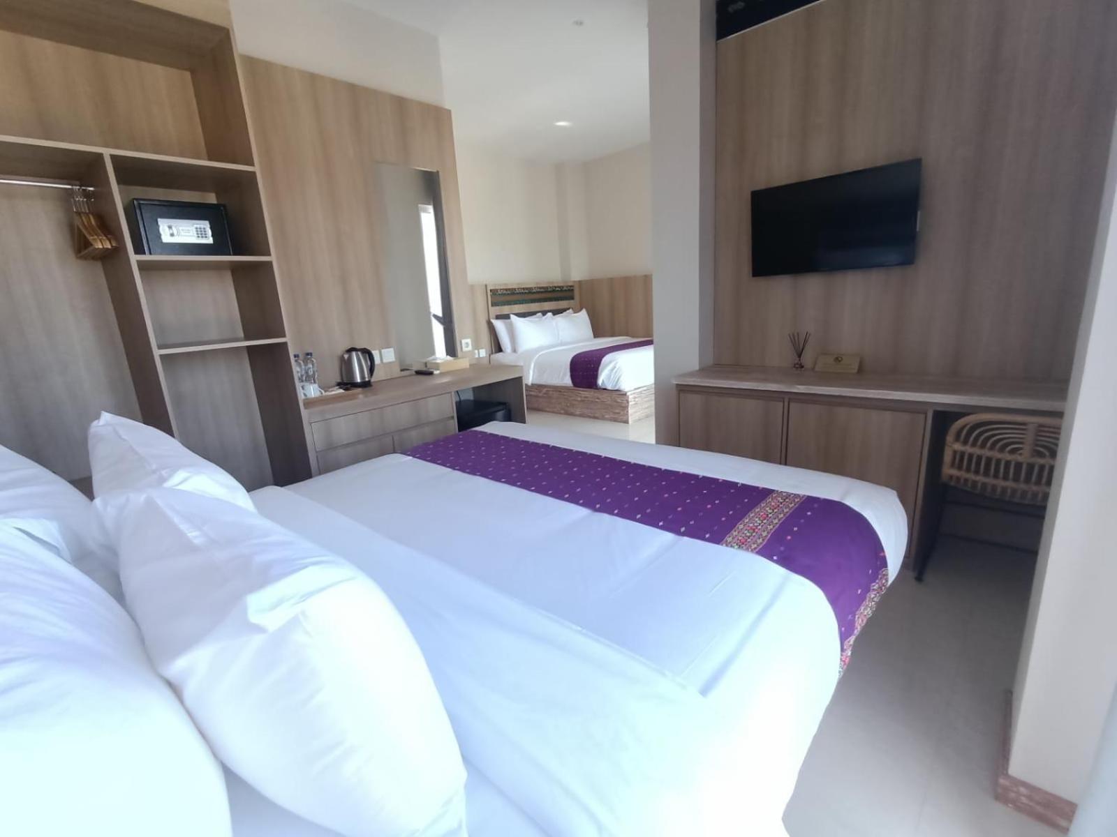 Dejavu 2.0 Hotel Bajo Komodo Лабуан-Бахо Экстерьер фото