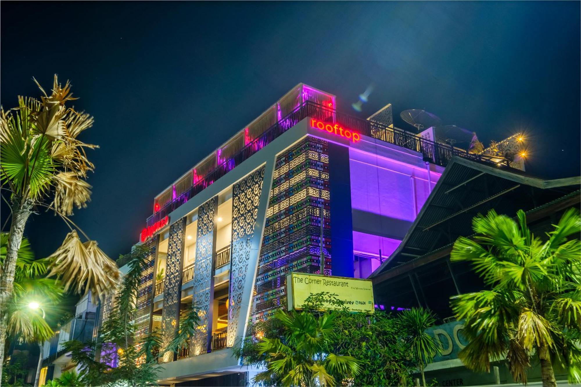 Dejavu 2.0 Hotel Bajo Komodo Лабуан-Бахо Экстерьер фото