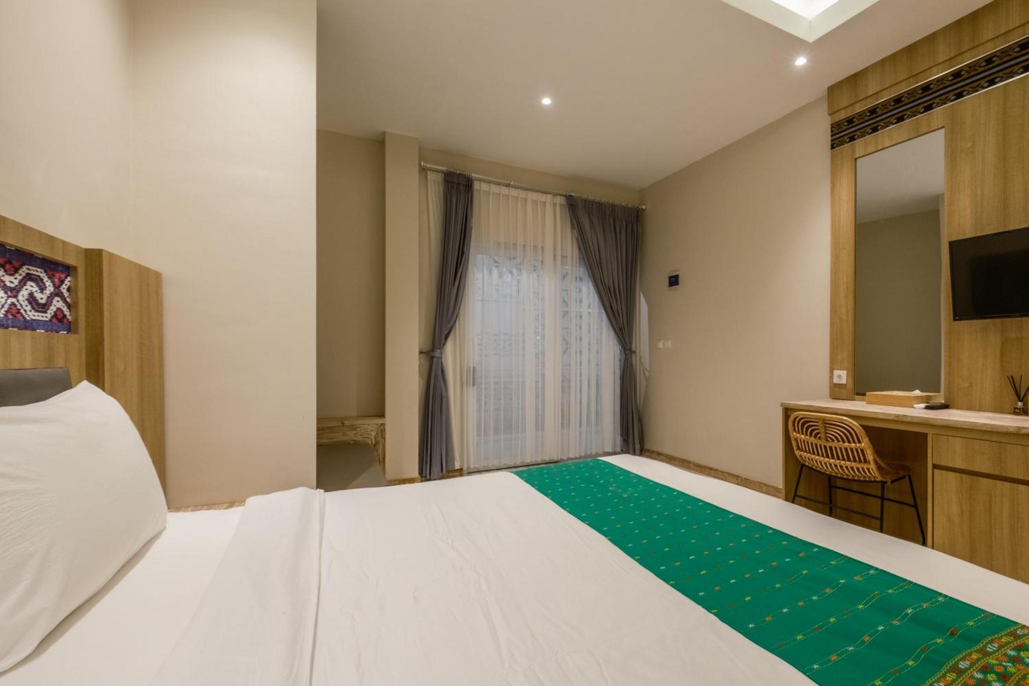 Dejavu 2.0 Hotel Bajo Komodo Лабуан-Бахо Экстерьер фото