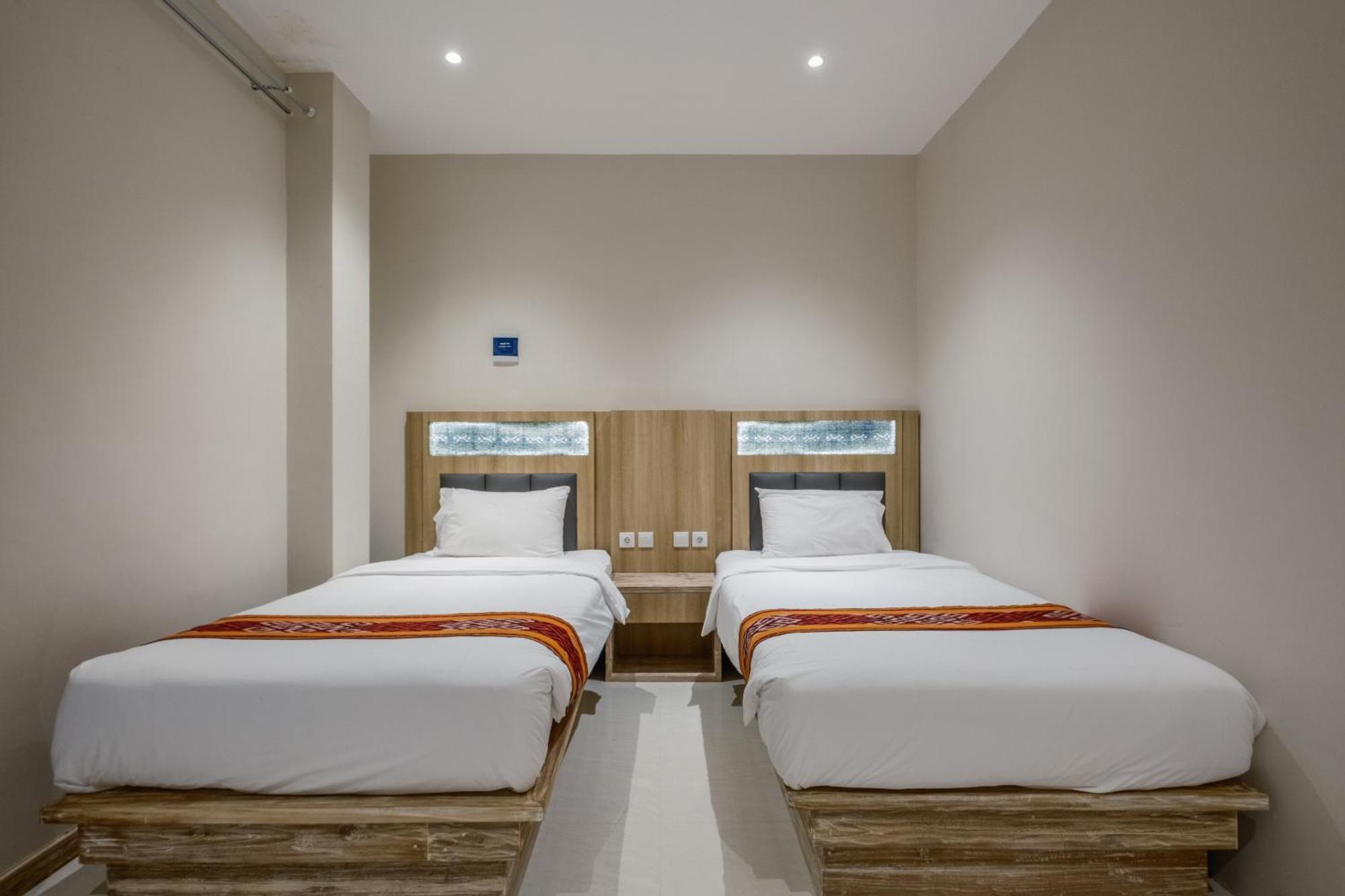 Dejavu 2.0 Hotel Bajo Komodo Лабуан-Бахо Экстерьер фото