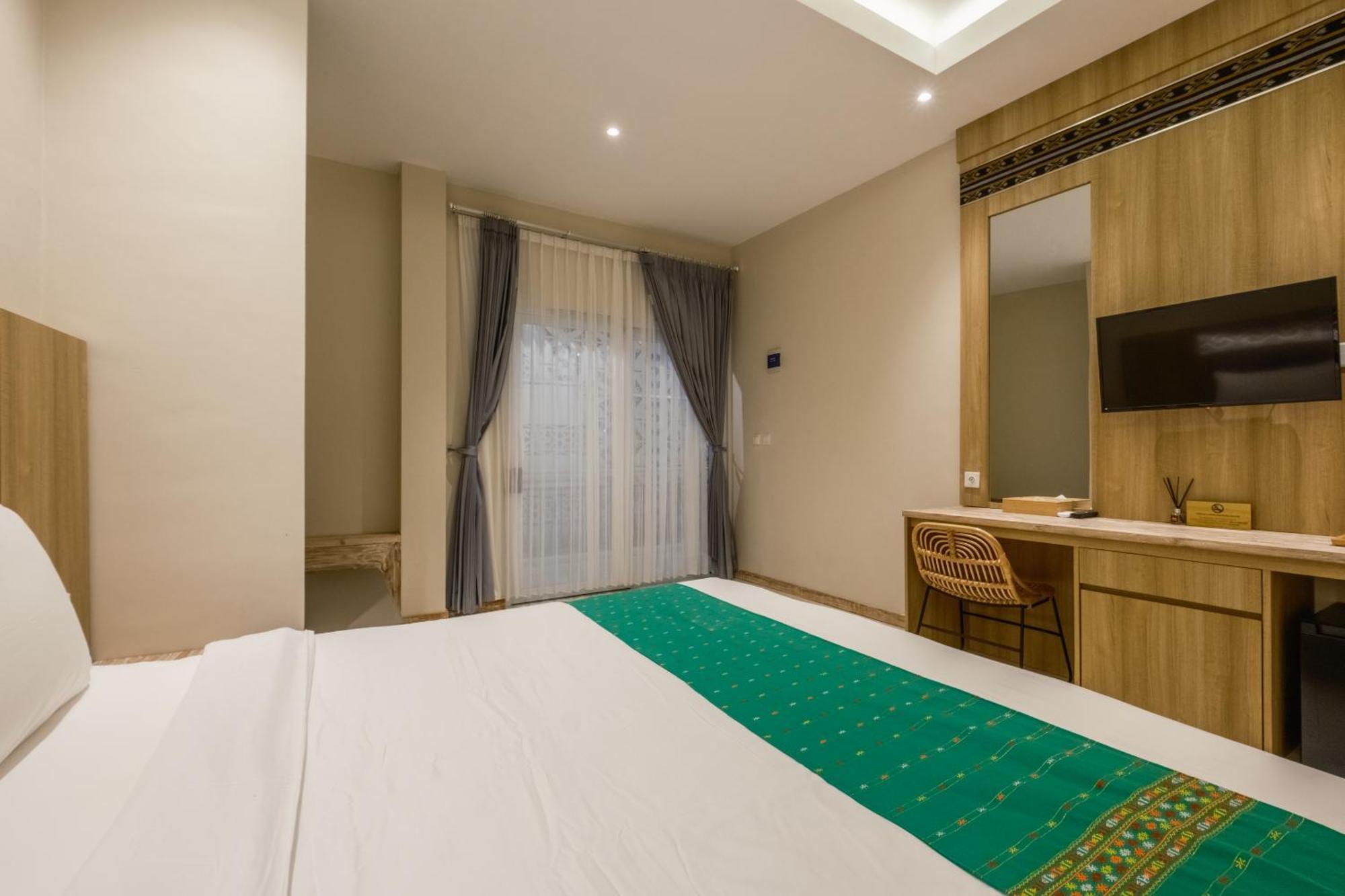 Dejavu 2.0 Hotel Bajo Komodo Лабуан-Бахо Экстерьер фото